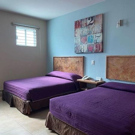 Hotel Santo Domingo Express Вільяермоса Екстер'єр фото