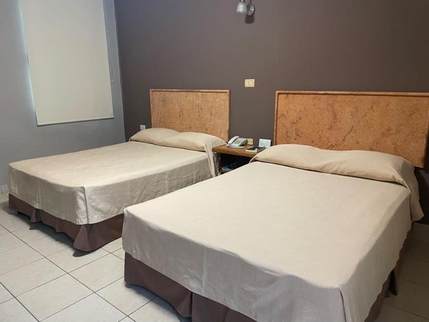 Hotel Santo Domingo Express Вільяермоса Екстер'єр фото