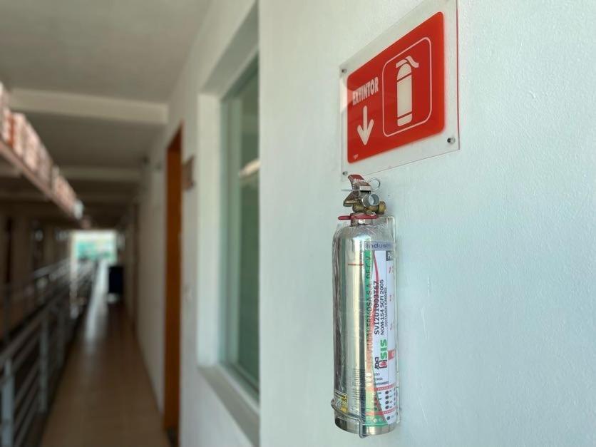 Hotel Santo Domingo Express Вільяермоса Екстер'єр фото